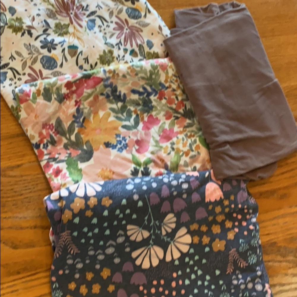 Swaddles